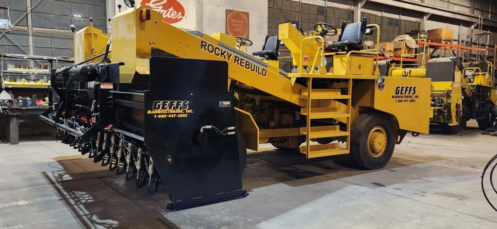 Image of Rebuilt GEFFS BM624 Used Chip Spreader for Sale